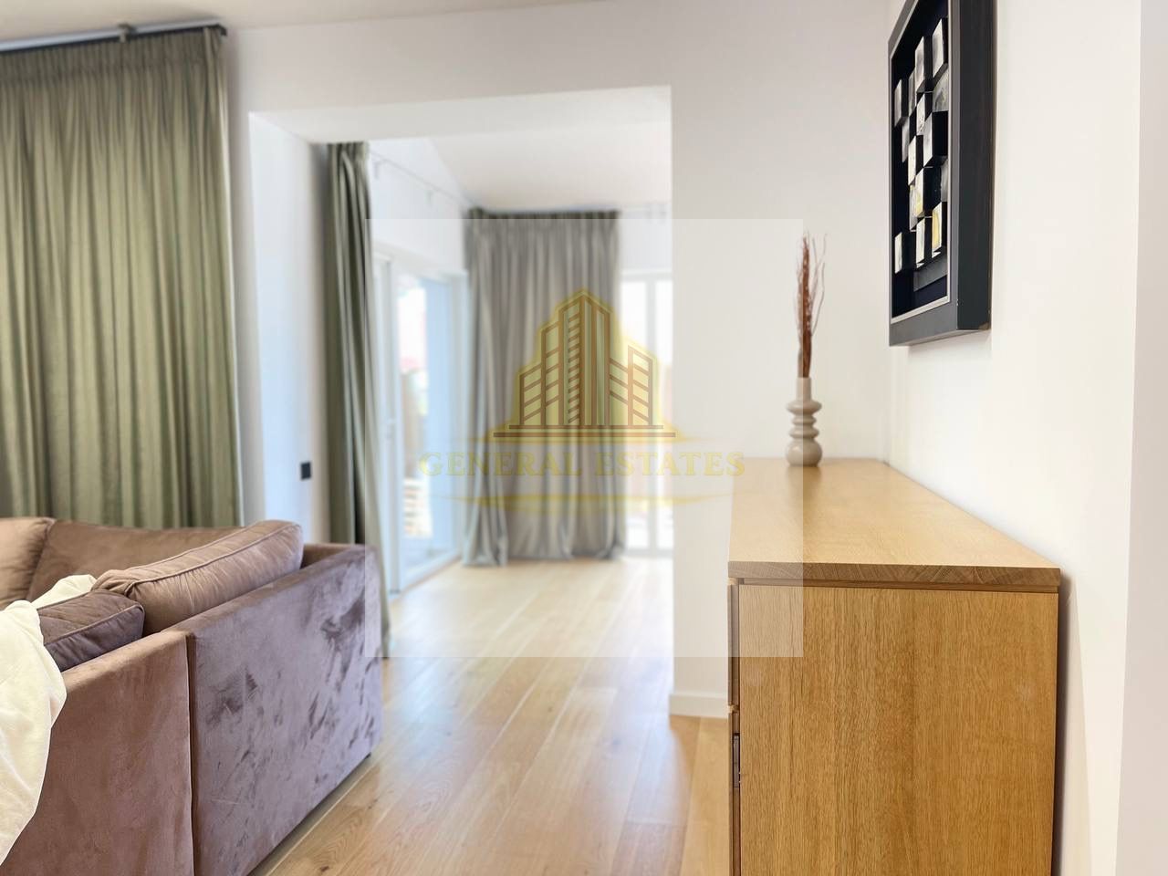 Casă cu design modern & suflet autentic – 200 m² de confort și rafinam - Poză 20