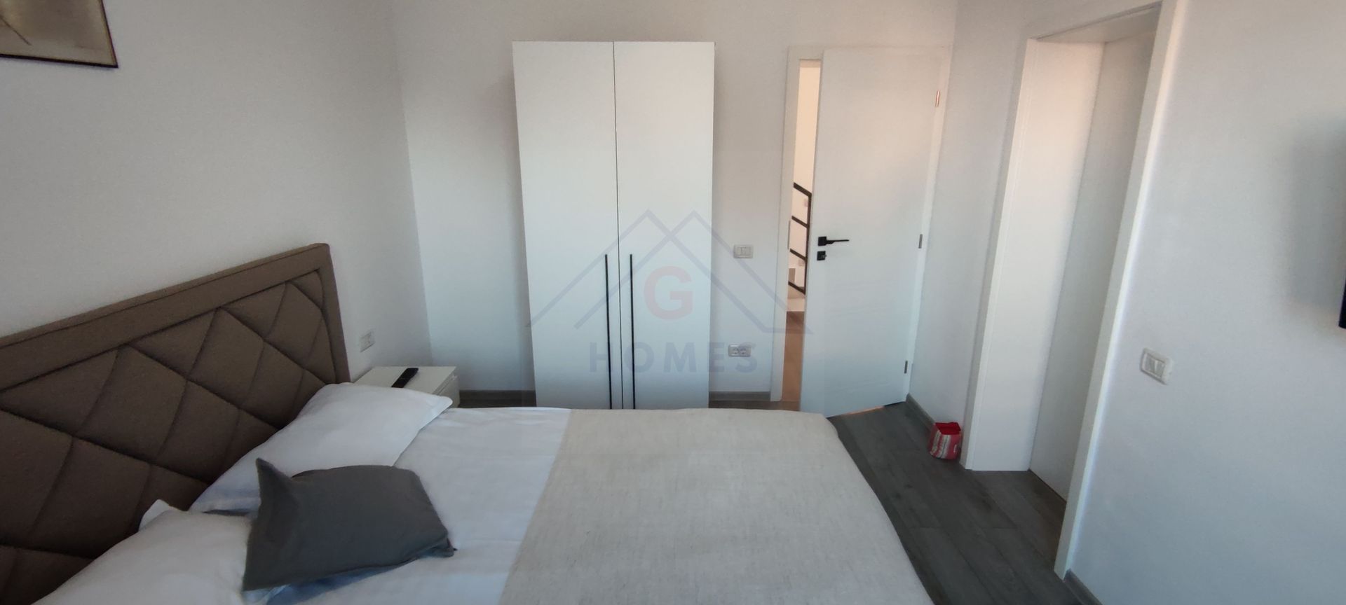 Calitate, discretie si bun gust. - Poză 9