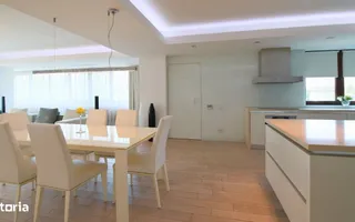 Vanzare | Nordului|  3 Camere | 3 Bai | 230 mp | Terasa | Parcare - Poză 15