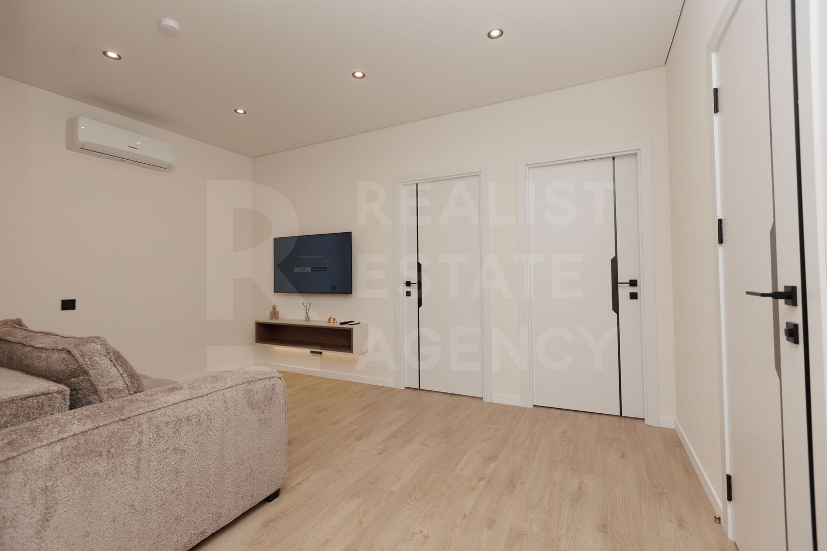 Vînzare, apartament, 3 camere, strada Durlești,Dumbrava - Poză 3