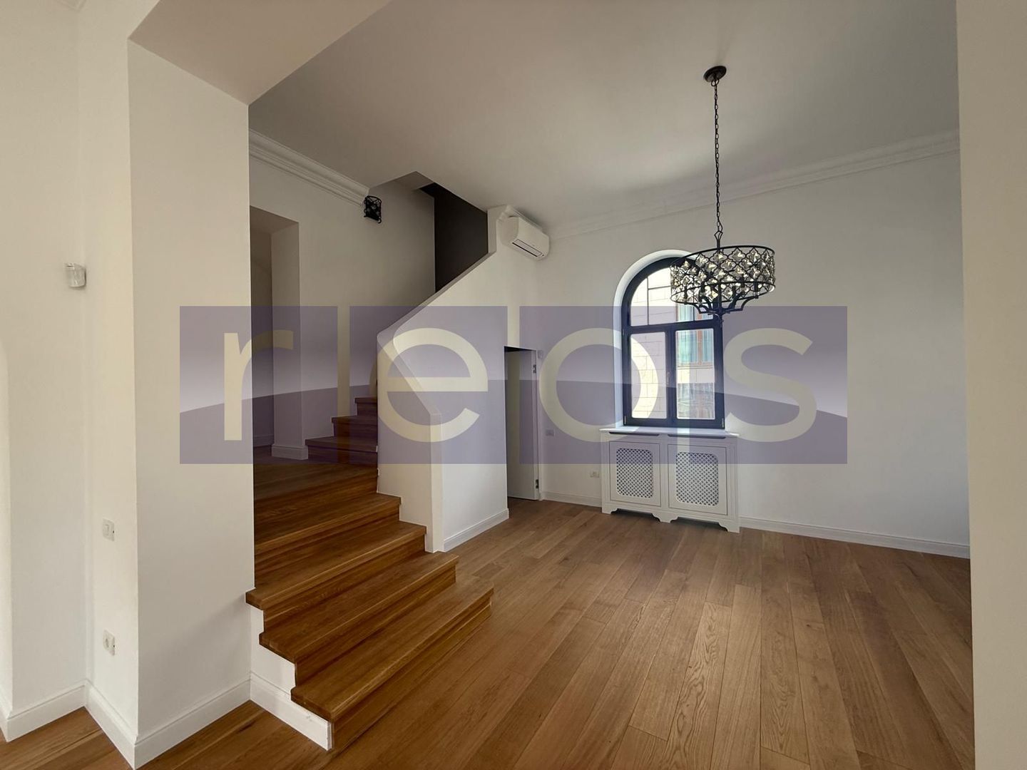 INCHIRIERE VILA DEOSEBITA | CAPITALE | NOU RENOVATA | IDEAL AMBASADA - Poză 2