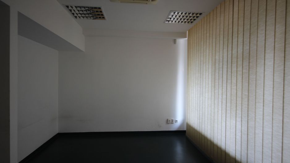 Cladire de birouri, SAD, parcare prorpie, clinica medicala - Poză 18