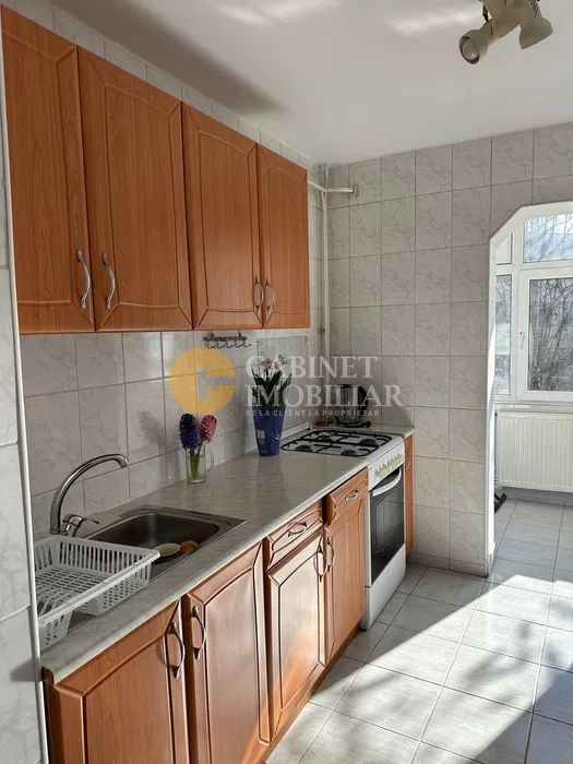 Chirie - 3 camere -  Centru - Poză 7