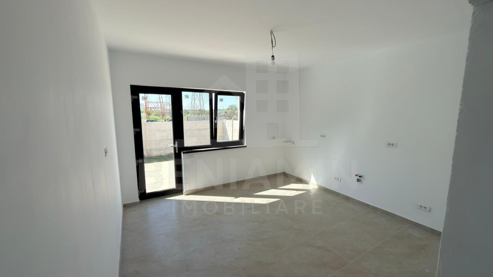 Vila Moderna P+1-Zona Damila-Selgros-4 Dormitoare-Materiale Premium - Poză 4
