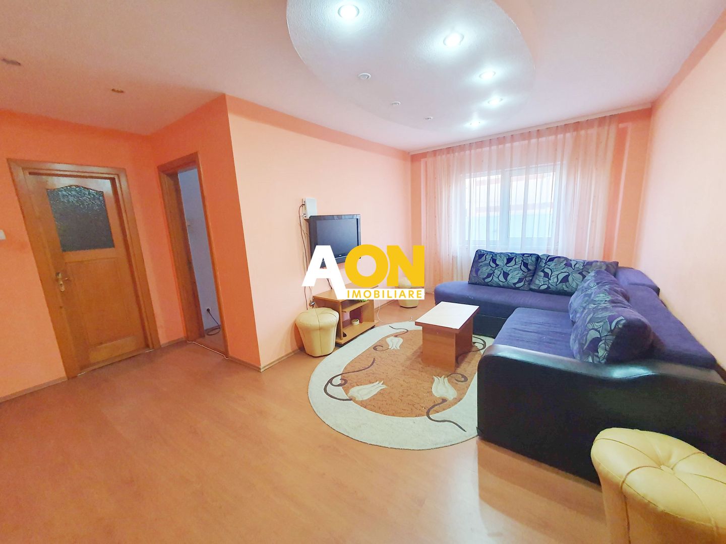 Apartament 3 camere, etaj 1, zona Agra`s ( Mercur ) Cetate - Poză 1