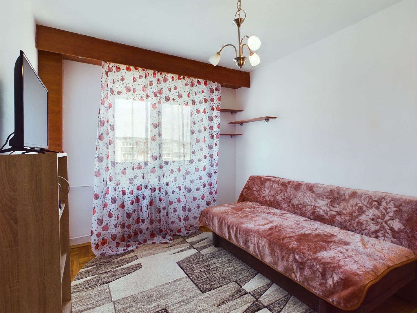 Apartament cu 3 camere- Aradul Nou - Poză 6