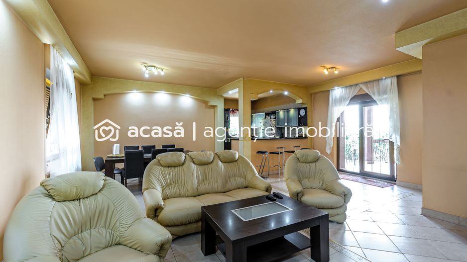 Casă superbă cu 6 camere, gradină și terasă, în centrul Aradului. - Poză 3