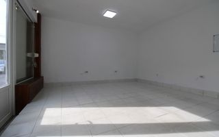 SAD,Birou/spatiu comercial, garaj, curte, centrala proprie, Zona Simion Barnutiu - Poză 5