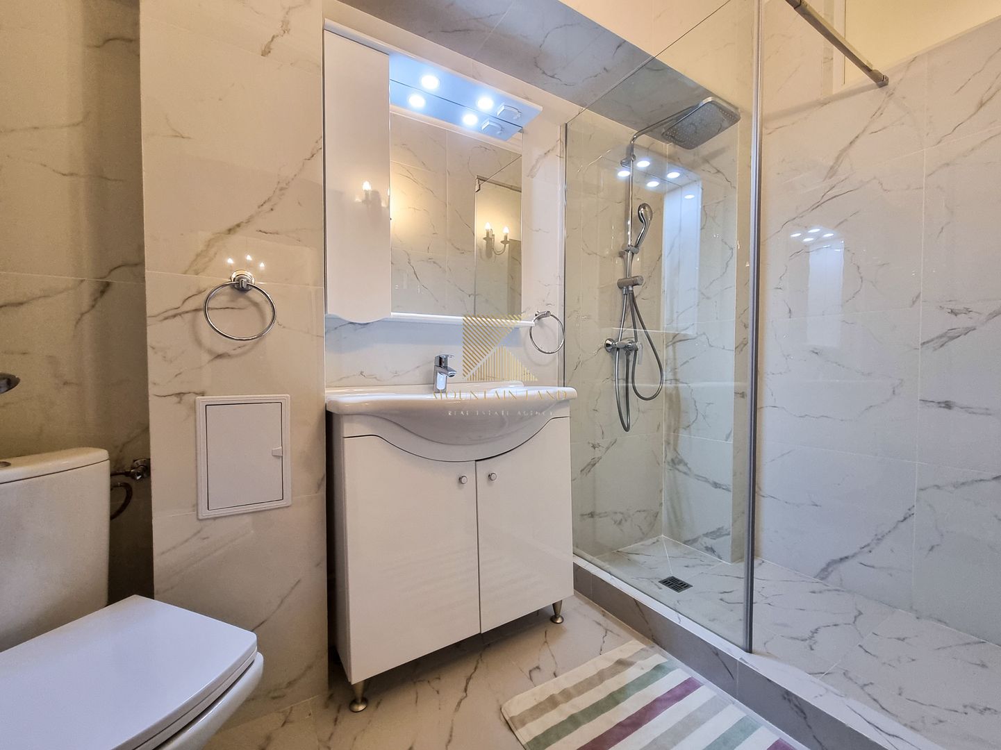 Apartament complet renovat și mobilat – parter, Bulevardul 15 Noiembri - Poză 17