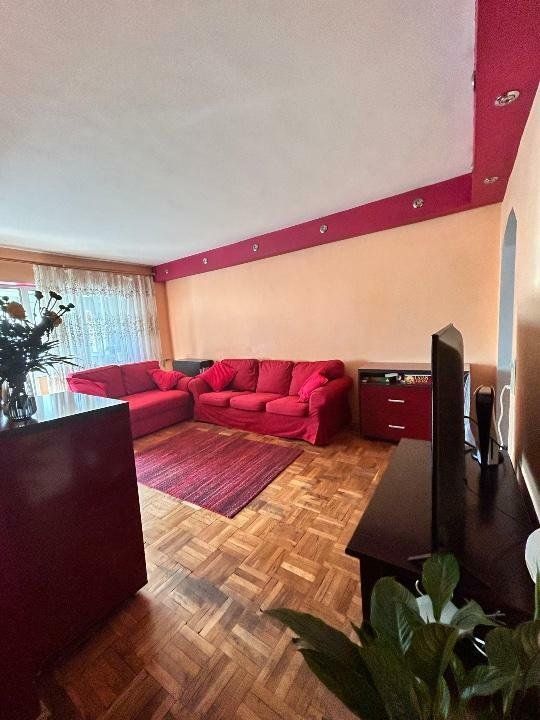 Apartament 3 camere Lujerului + parcare! la 3 minute de metrou. - Poză 1