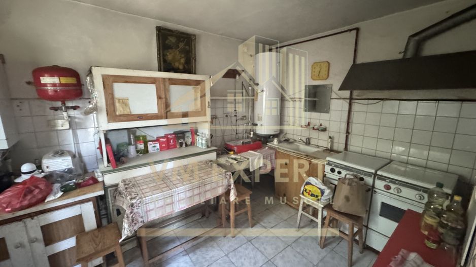 CASA 11 CAMERE TEREN 893 MP LEREȘTI ARGEȘ - Poză 18
