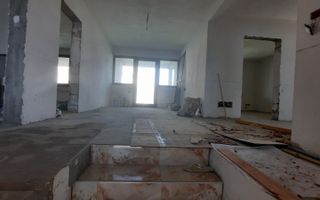 🏢 CASĂ SPAȚIOASĂ VALEA ADÂNCĂ - Oportunitate Versatilă! 🏢 - Poză 9