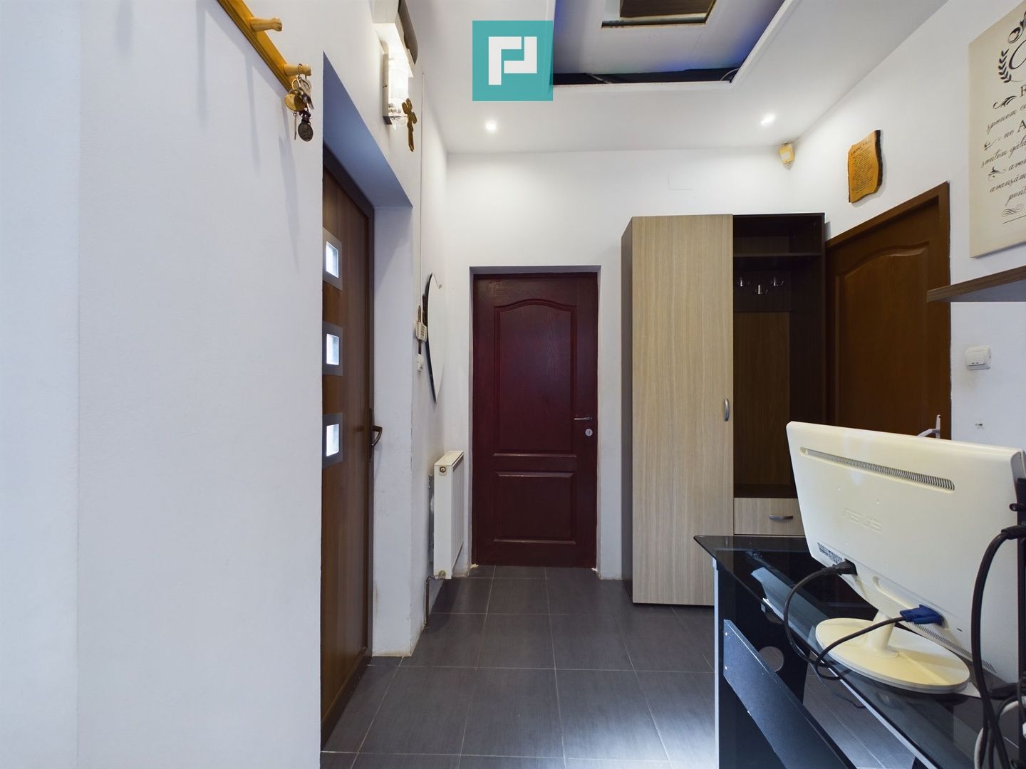 Apartament la casă - 3 camere, Pârneava - Poză 5