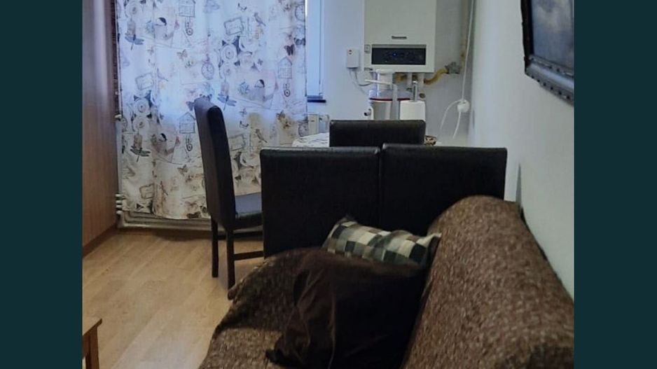 De vanzare apartament cu 2 camere - Poză 8