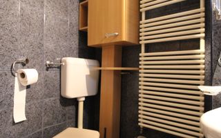 Zona Aradului, 4 camere, centrala proprie. - Poză 8