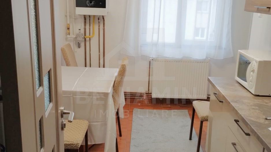 2 Camere-Decomandat-Centrala Termica-Mobilat-Utilat-Cornitoiu - Poză 3
