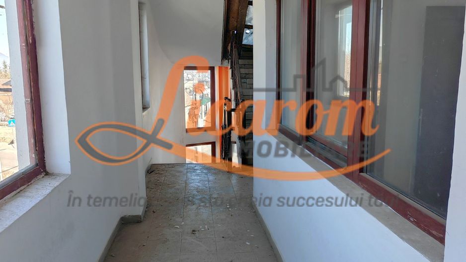 Cladire P+4 Rasnov- Central, IDEAL INVESTITIE. - Poză 12