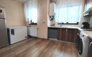 Casa de inchiriat Sibiu, 4 camere 2 bai - Poză 18
