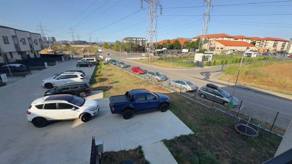 CASA INSIRUITA PIERSICULUI, 4 CAMERE, STATIE STB, BUCATARIE MOBILATA - Poză 13