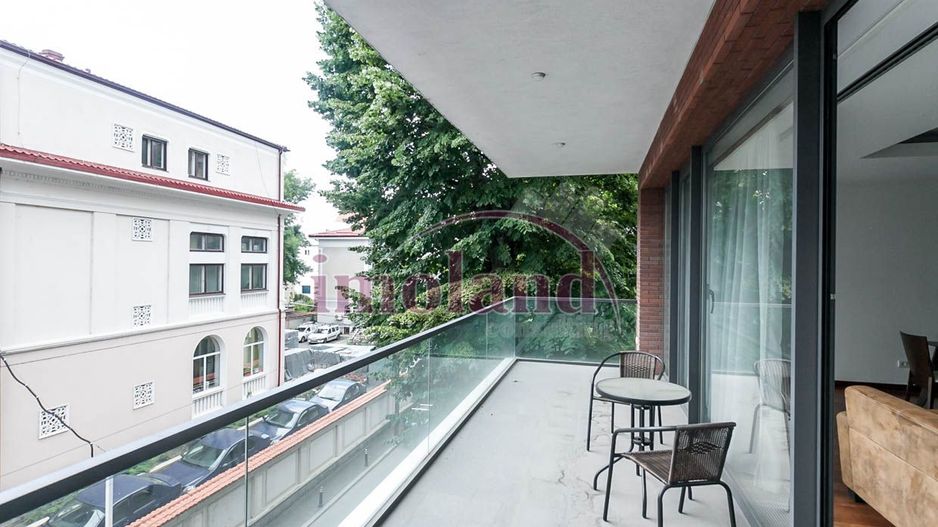 Inchiriere - apartament - 4 camere+terasa+loc parcare - Primaverii - Poză 5