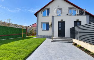 CASĂ TIP DUPLEX ÎN SÎNGERA | 220 m² | 4 DORMITOARE | 6 ARI
