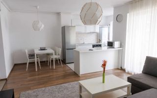 2 camere decomandate-Bloc Nou Parcare-Centrala-Mobilat-Coresi - Poză 1