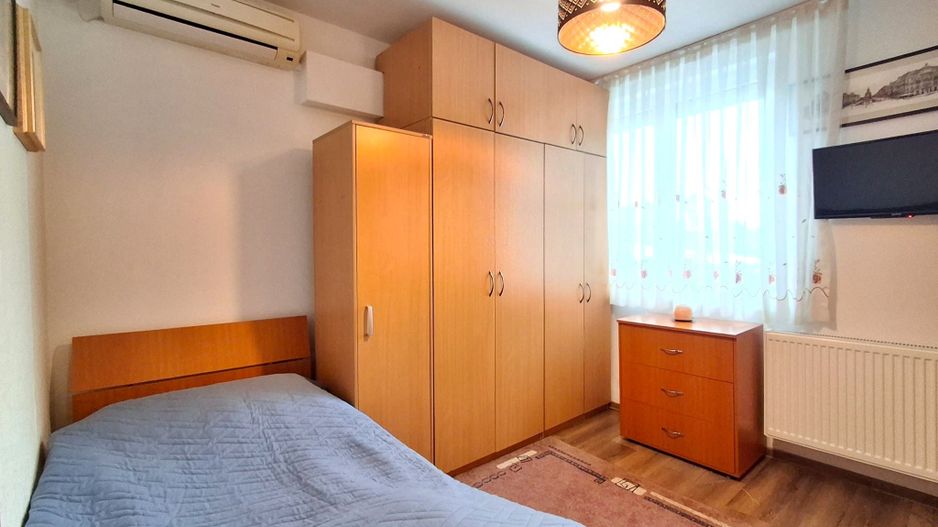 Apartament 2 Camere   Bd Nicolae Bălcescu Bloc an 1960  Fara Risc - Poză 4