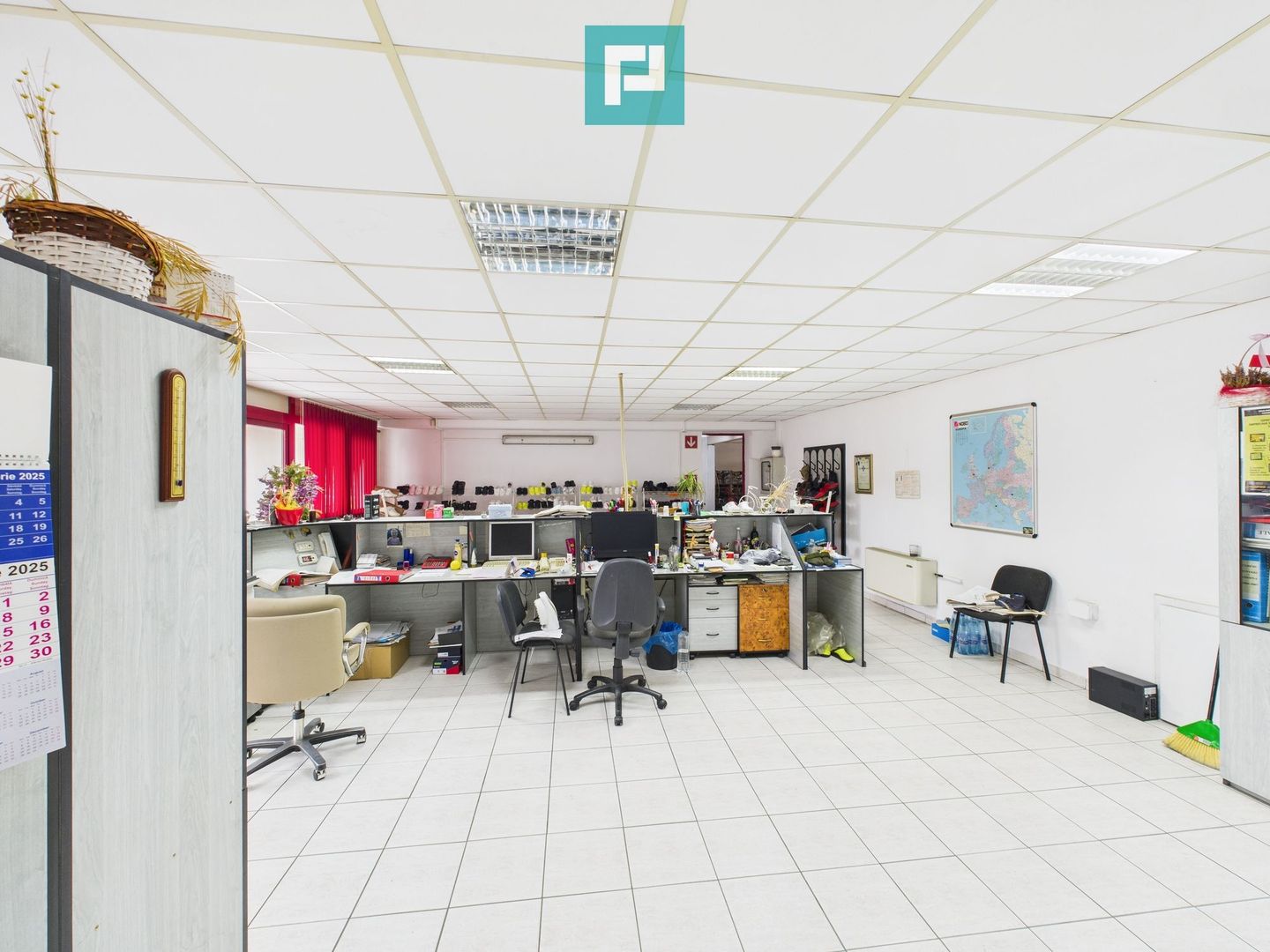 Hală de producție, cu birouri și teren, în Sebiș - Poză 8