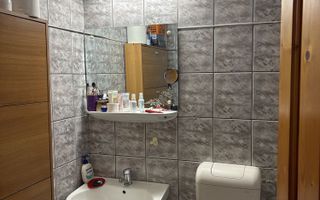 4 camere, 2 balcoane,2 Bai , parcare – zona Piața Flora!! - Poză 10