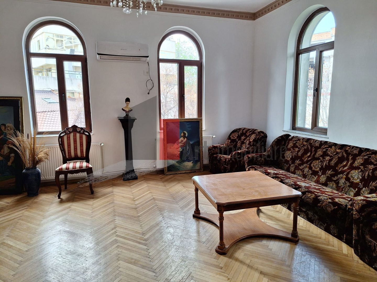 Apartamentul "KORTER" , et. 2 in vila, SINGUR PE ETAJ - Poză 2