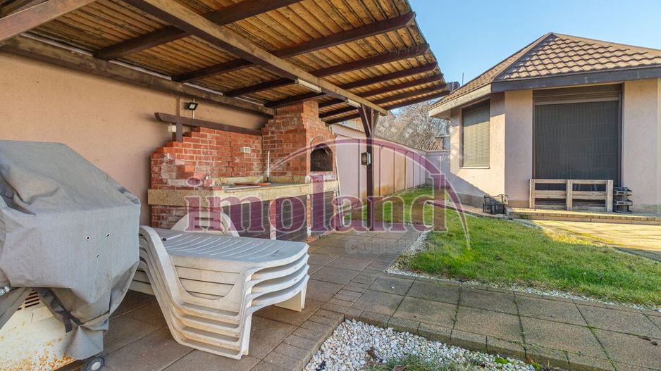 Vila cu piscina si garaj - 6 dormitoare - Pantelimon - Poză 49