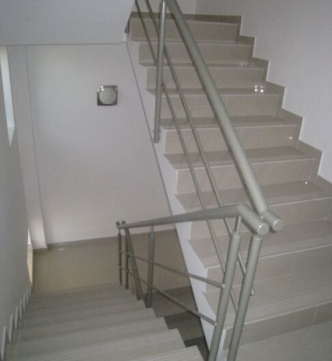 Spatii Birouri Cladire Noua - Poză 9