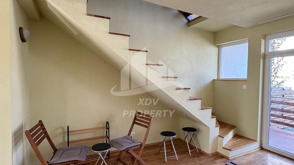 Casa tip duplex , prima inchiriere , 4 camere, 2 bai - Poză 11