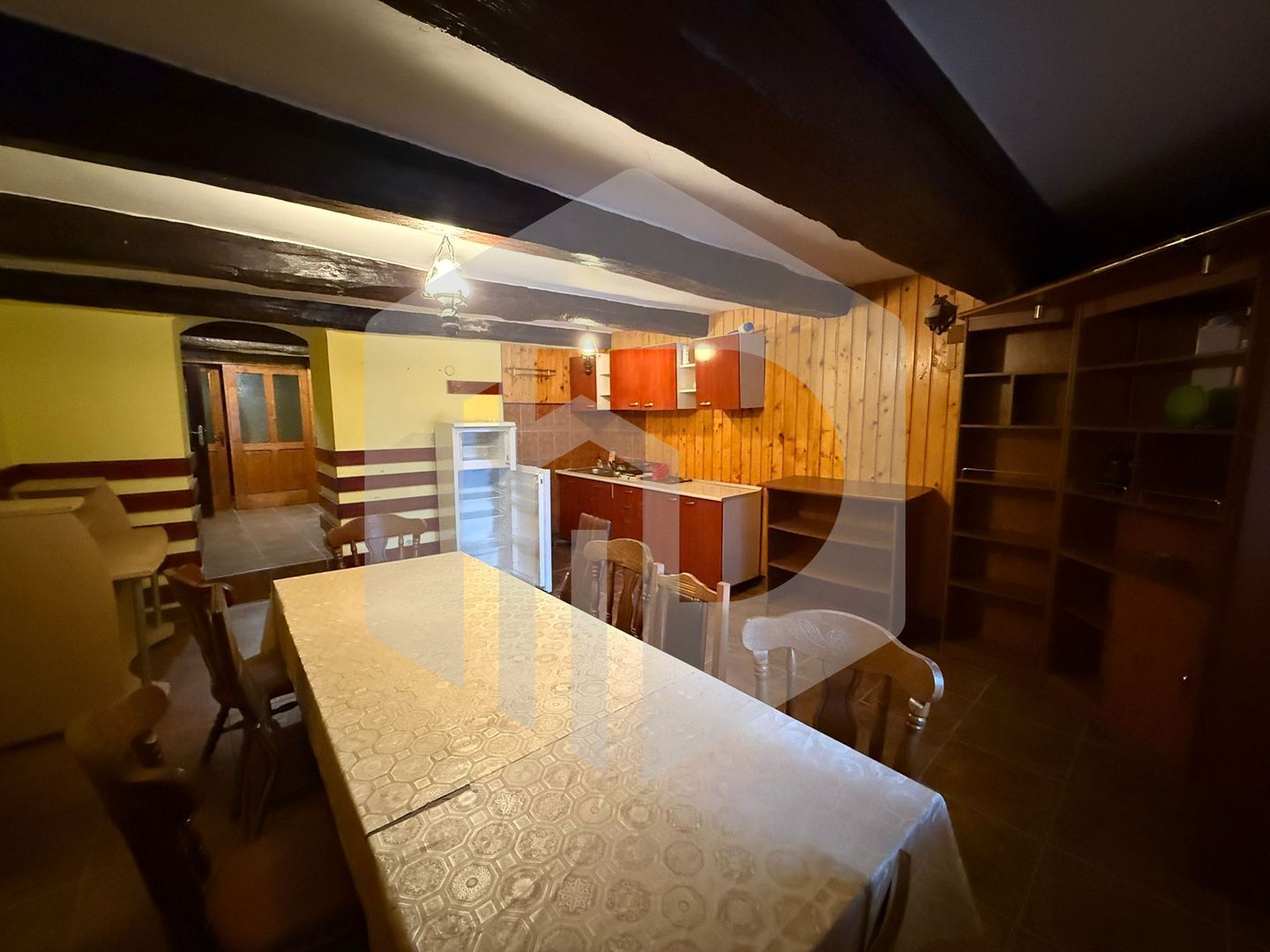 Casa de inchiriat | Pretabila muncitori | 6 Dormitoare | Cisnadioara - Poză 13