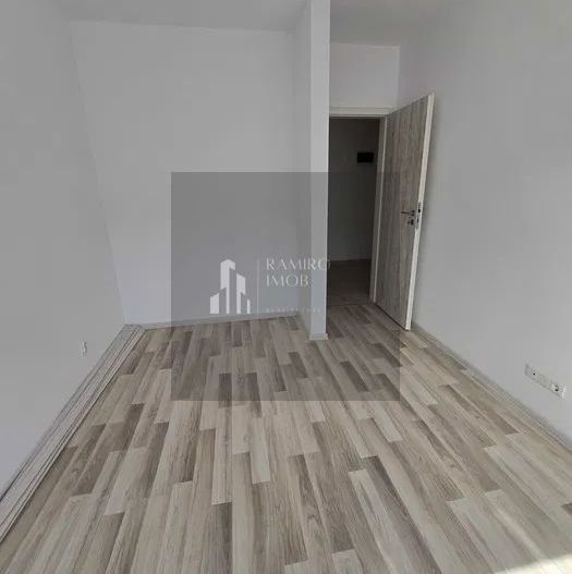 Apartament 2 camere Grand Arena/centrala proprie - Poză 2