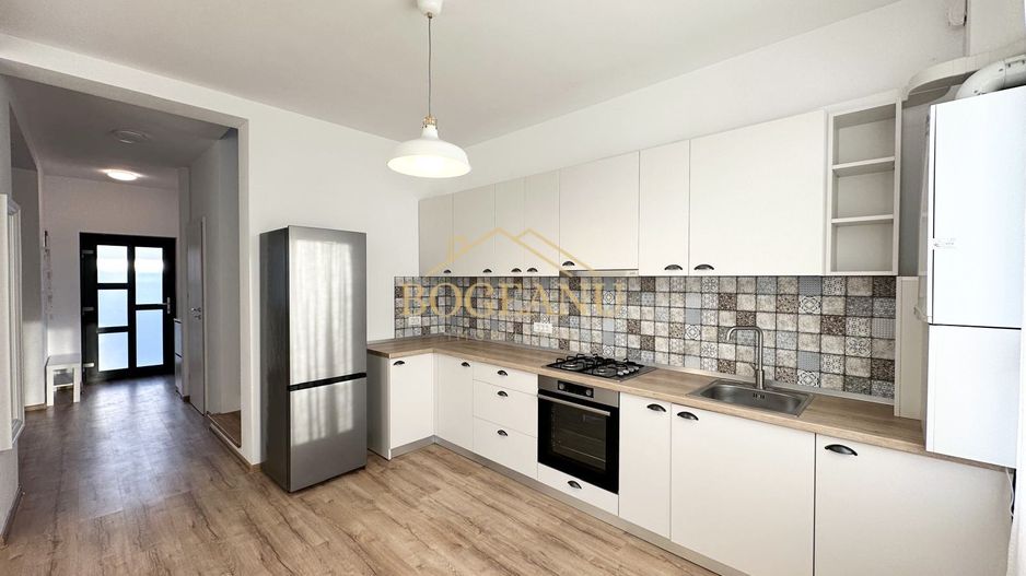 BG154-Triplex Giroc de vânzare,400 mp teren, 2 dormitoare cu 2 bai - Poză 1