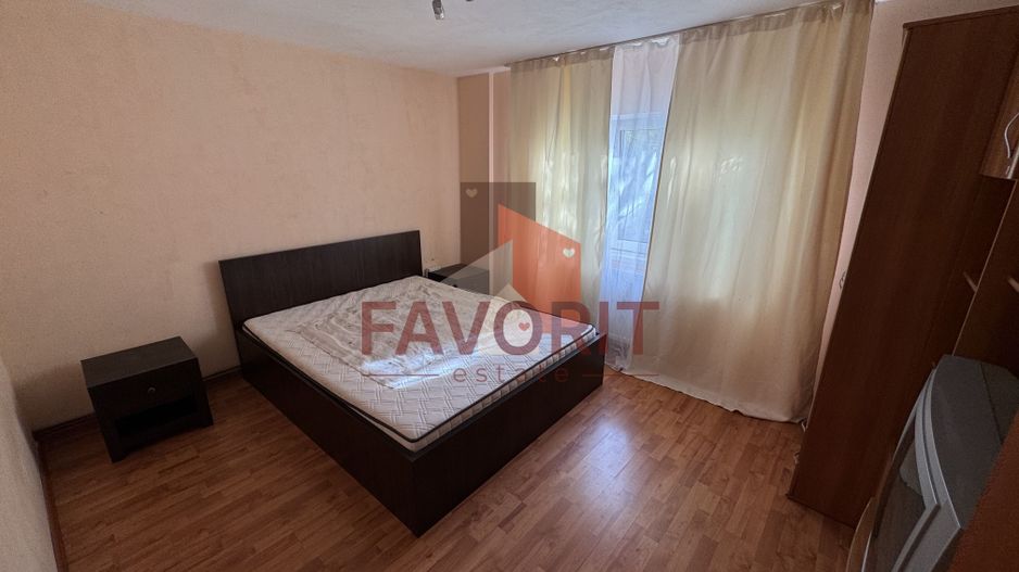 Disponibil imediat. Etaj 1. Centrala proprie. Vedere pe 2 parti. - Poză 12