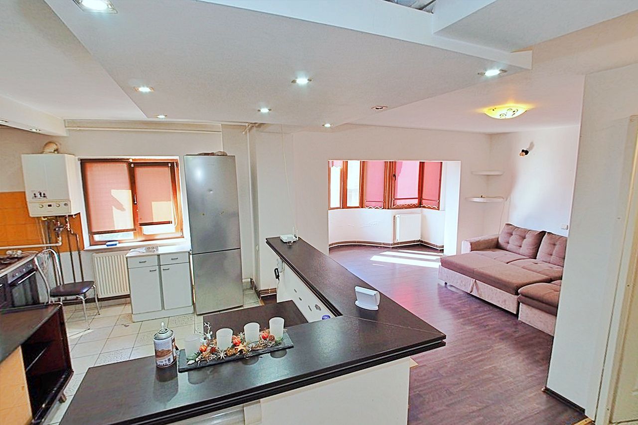 Inchiriere apartament 2 camere, Teilor - Poză 2