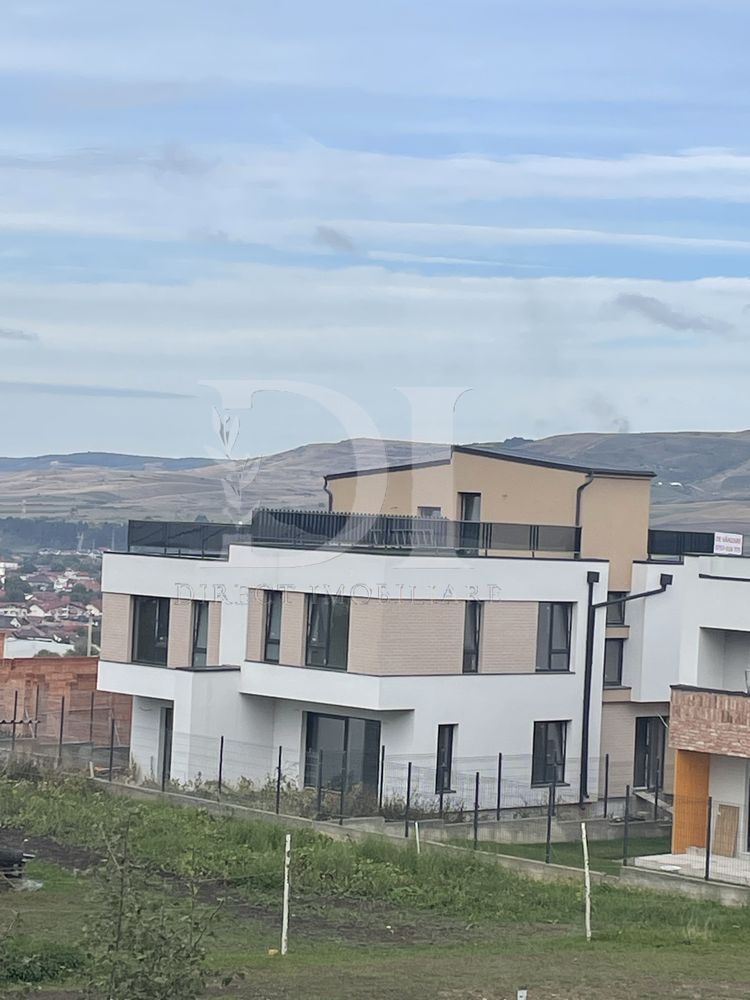 Duplex de vanzare / Zona Vivo / Floresti - Poză 2