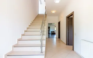 Casă / Vilă cu 5 camere de vânzare Alexandriei/Ion Conea - Poză 17