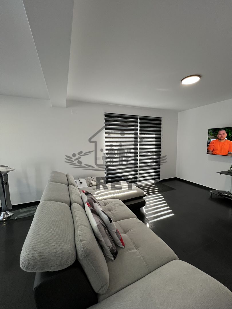 Duplex la cheie 4 camere | Calea Cisnădiei | Arhitecților - Poză 3