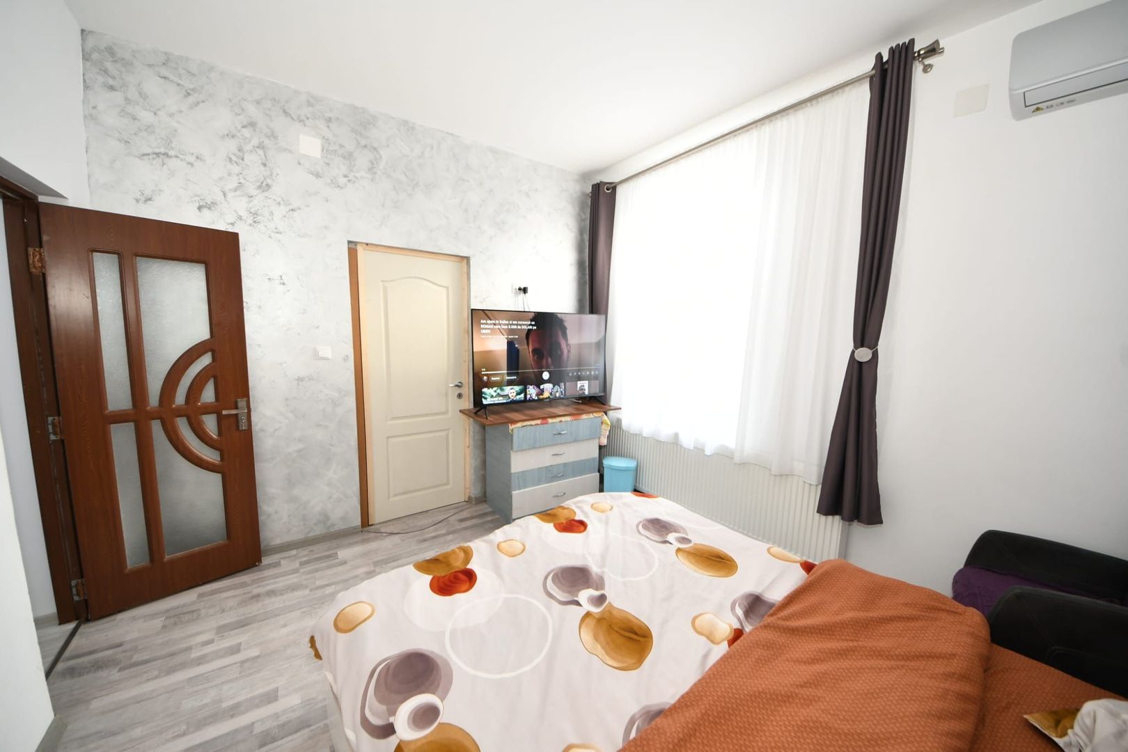 De vanzare casa cu 3 apartamente + anexa 75 mp, Comision 0% - Poză 23