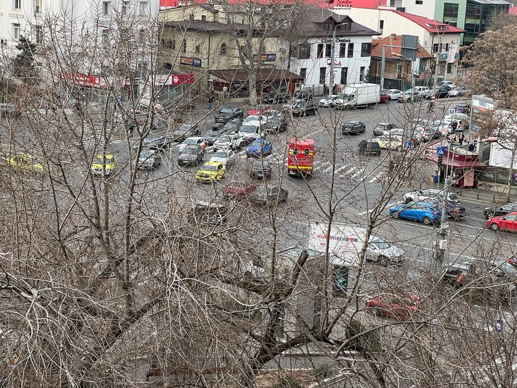 Apartament 2 camere metrou Stefan cel Mare - Poză 2