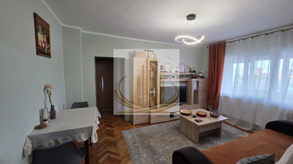 Apartament 3 camere de vânzare – Gheorghe Lazăr - Poză 1
