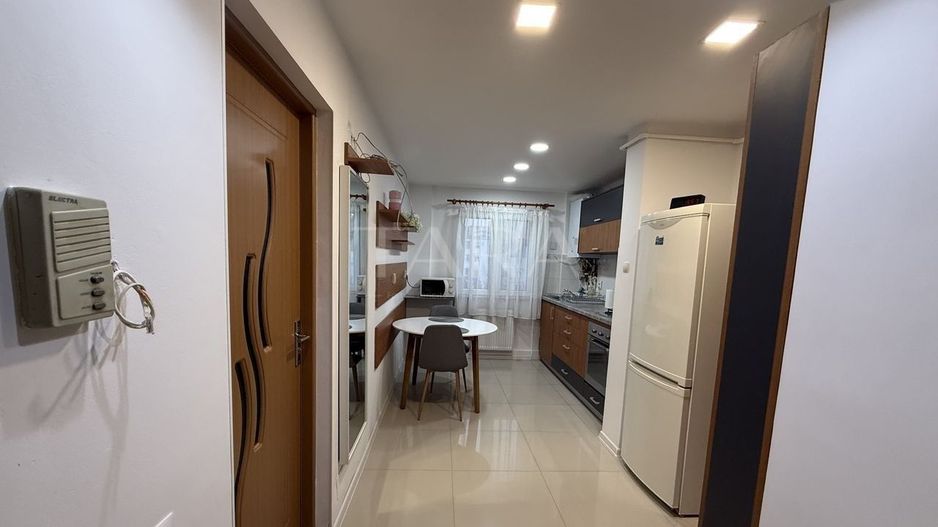 Apartament cu trei camere în cartierul Mănăștur, Cluj-Napoca. - Poză 2