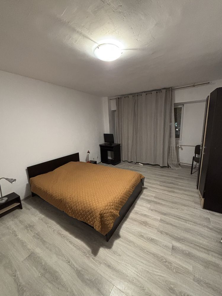 Garsoniera Virtutii, Lujerului, Militari - Poză 2