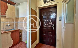 Apartament de vânzare cu 3 camere în zona Velența, Oradea - Poză 6