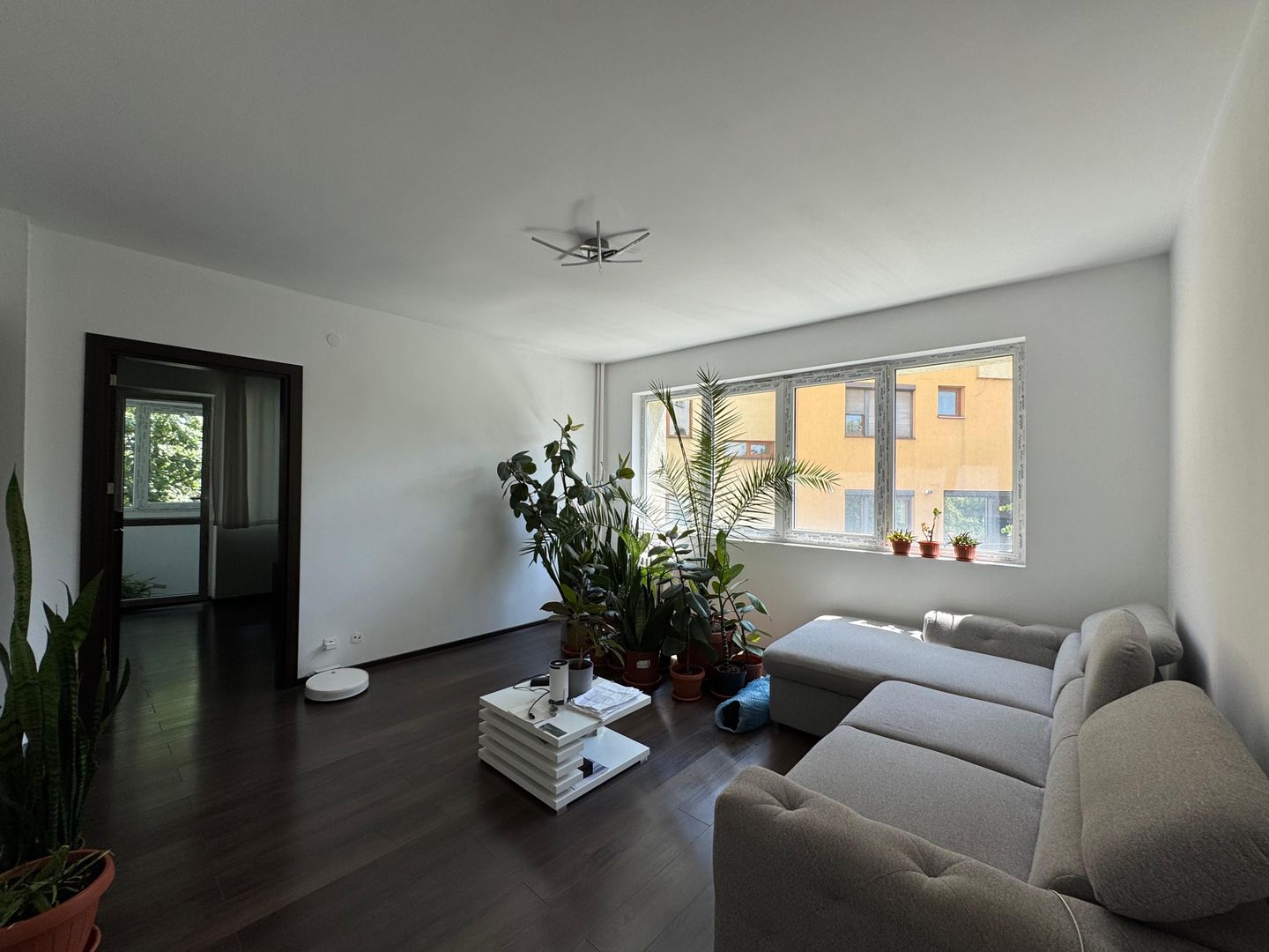 3 camere | Piata Domenii - Poză 1