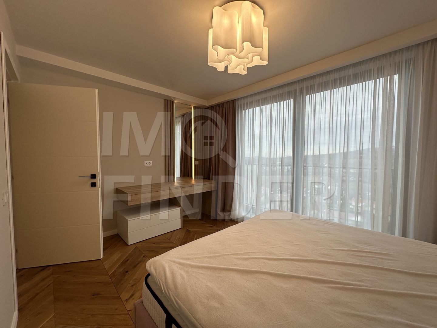Apartament de lux cu scară interioară și terasă – Buna Ziua - Poză 13