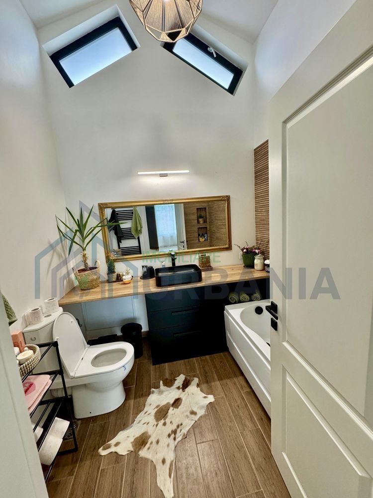 Casă + Garaj Spațios * # * Fără # * - Poză 6